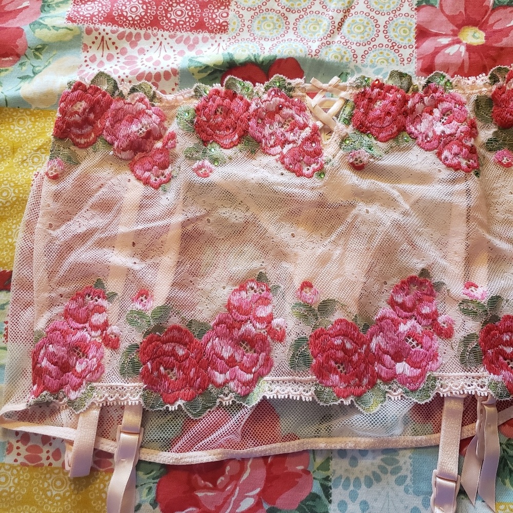 Victoria's Secret Garter Thong